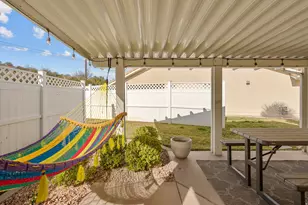 1825 W Mathis Park Pl, Saint George, UT 84770 - Photo 37