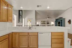 1825 W Mathis Park Pl, Saint George, UT 84770 - Photo 13