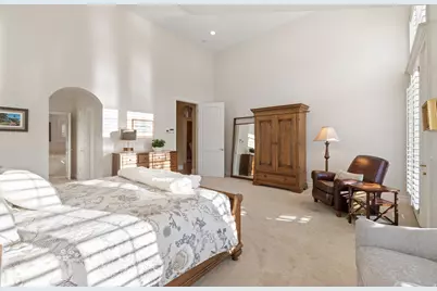 8266 S Creek Hollow Cv, Cottonwood Heights, UT 84093 - Photo 31