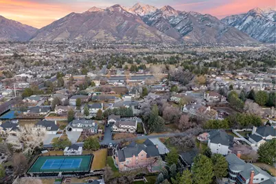 8266 S Creek Hollow Cv, Cottonwood Heights, UT 84093 - Photo 87