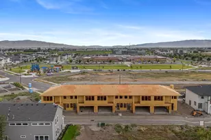 745 S Harrison Dr, Springville, UT 84663 - Photo 31