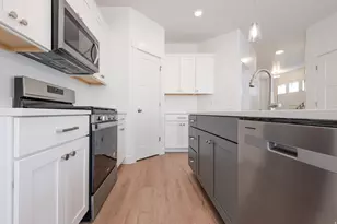 1542 W Banner Dr, Saratoga Springs, UT 84045 - Photo 9