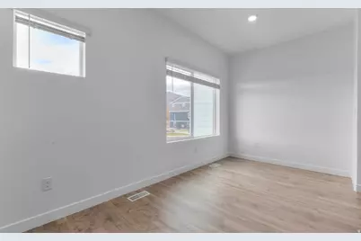 302 E 1275 N #109, Harrisville, UT 84404 - Photo 9