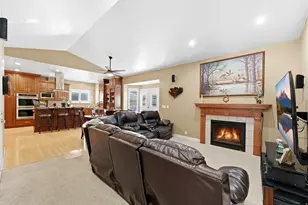 10938 S Lucas Ln W, South Jordan, UT 84095 - Photo 7