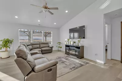 340 S Amber Dr, Grantsville, UT 84029 - Photo 7