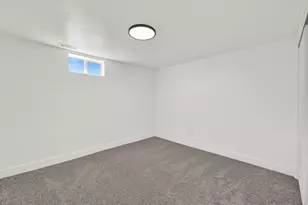 2105 W 5700 S, Roy, UT 84067 - Photo 21