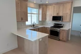 271 W 730 N, Smithfield, UT 84335 - Photo 5