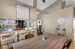 6993 S 1620 E, Cottonwood Heights, UT 84121 - Photo 9