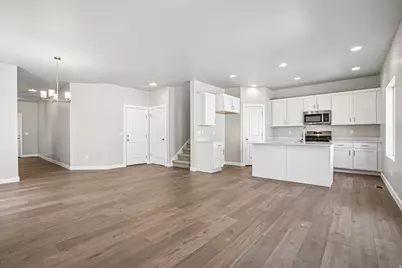 8853 S Smoky Hollow Rd, West Jordan, UT 84081 - Photo 9