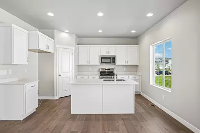 8853 S Smoky Hollow Rd, West Jordan, UT 84081 - Photo 5