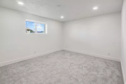 13096 S 2110 W, Riverton, UT 84065 - Photo 19