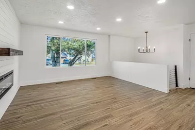 13096 S 2110 W, Riverton, UT 84065 - Photo 5