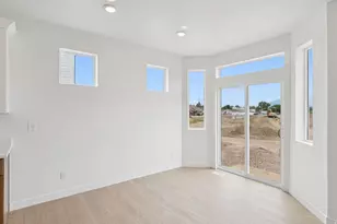 938 W Motor Vu Dr, Riverdale, UT 84405 - Photo 15