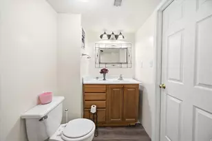 793 E Orchard Dr, Pleasant Grove, UT 84062 - Photo 31