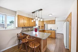 793 E Orchard Dr, Pleasant Grove, UT 84062 - Photo 9