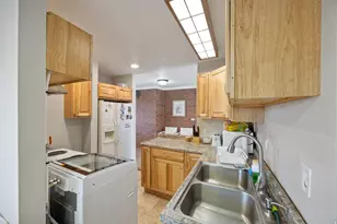 793 E Orchard Dr, Pleasant Grove, UT 84062 - Photo 13