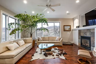 3252 Sunset Hollow Dr, Bountiful, UT 84010 - Photo 3