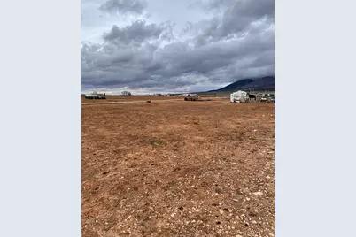 278 Bobbie Ln #28, La Sal, UT 84530 - Photo 11