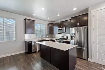 2399 N 3370 W, Lehi, UT 84043 - Photo 9