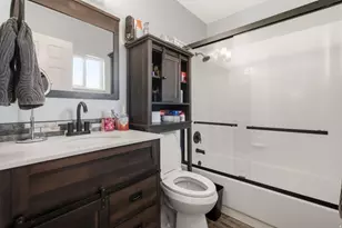 596 N 360 E, Salem, UT 84653 - Photo 25