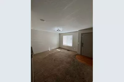 920 S 500 E #22, Roosevelt, UT 84066 - Photo 3