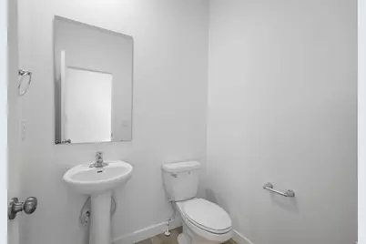 1990 E Hummingbird Dr #4097, Eagle Mountain, UT 84005 - Photo 9