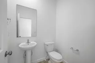 1990 E Hummingbird Dr, Eagle Mountain, UT 84005 - Photo 9