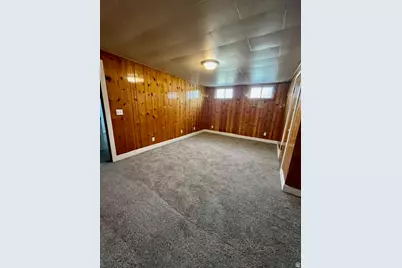 185 E South Weber Dr, South Weber, UT 84405 - Photo 17