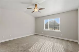 1329 W Wallsburg Dr S, Taylorsville, UT 84123 - Photo 11