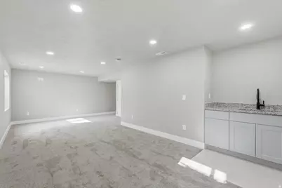 1329 W Wallsburg Dr S, Taylorsville, UT 84123 - Photo 23