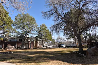 1360 W 6690 S #E204, West Jordan, UT 84084 - Photo 25