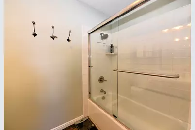 1360 W 6690 S #E204, West Jordan, UT 84084 - Photo 15