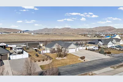1587 E Smithfield Dr, Eagle Mountain, UT 84005 - Photo 49