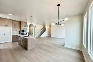 1023 N Falcon Ridge View, Hurricane, UT 84737 - Photo 17
