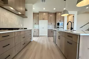 1023 N Falcon Ridge View, Hurricane, UT 84737 - Photo 13