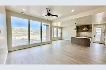 1023 N Falcon Ridge Vw #23, Hurricane, UT 84737 - Photo 7