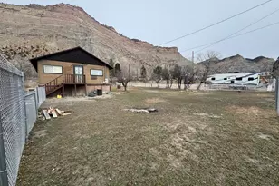 46 E E St, Helper, UT 84526 - Photo 19