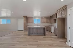 575 N Deer Meadow Dr, Oak City, UT 84649 - Photo 7