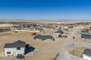 575 N Deer Meadow Dr, Oak City, UT 84649 - Photo 37
