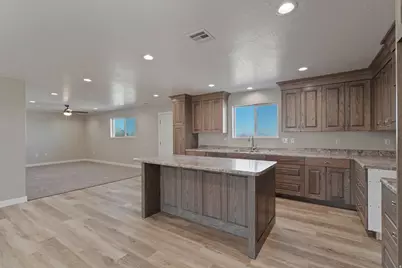 575 N Deer Meadow Dr, Oak City, UT 84649 - Photo 5