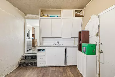 150 W 300 S, Parowan, UT 84761 - Photo 23