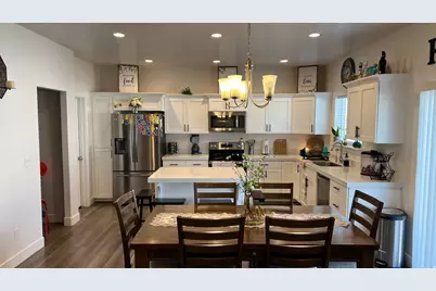 1131 E Deborah St, Eagle Mountain, UT 84005 - Photo 7