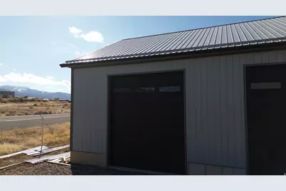1231 S Airstrip Ln, Mount Pleasant, UT 84647 - Photo 9