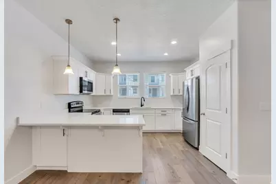 1467 N 3860 W, Lehi, UT 84043 - Photo 9