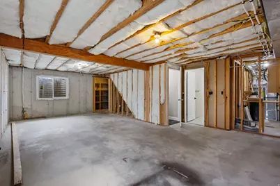 1337 W 2050 N, Clinton, UT 84015 - Photo 23