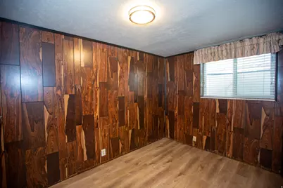 396 W Harvard St, Midvale, UT 84047 - Photo 23