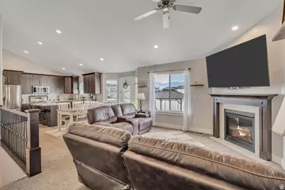 230 S Jodi Ln, Grantsville, UT 84029 - Photo 5