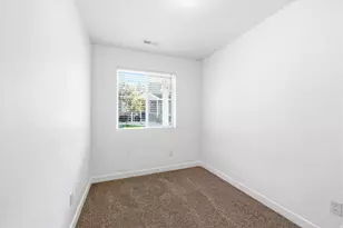266 N 725 E, Vineyard, UT 84059 - Photo 11
