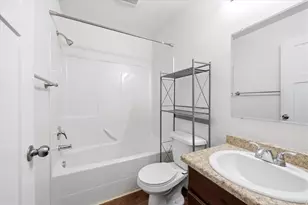 266 N 725 E, Vineyard, UT 84059 - Photo 9