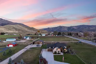 152 N 8750 E, Huntsville, UT 84317 - Photo 1